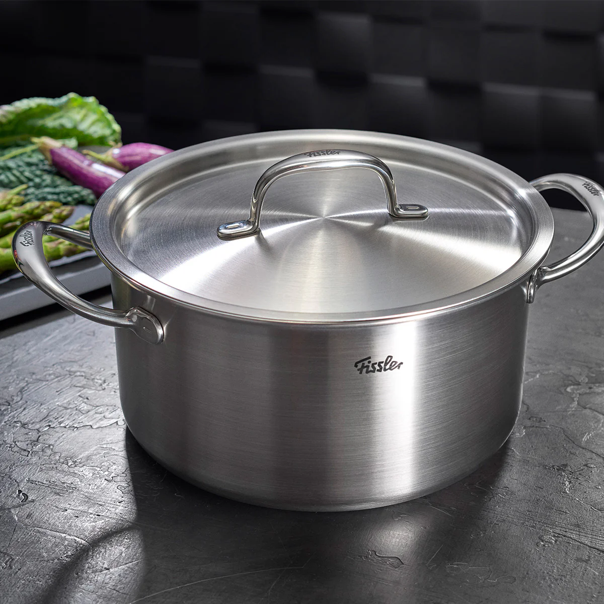 M5 Pro-Ply 5 Ply Stockpot with Lid & Interior Measurement Markings - Image 4