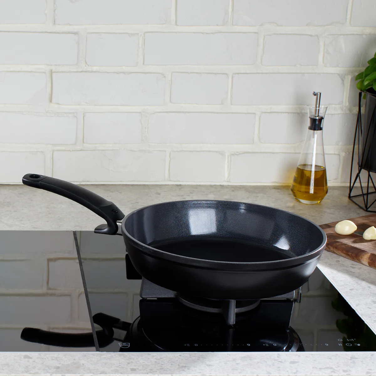 Ceratal® Comfort Ceramic Frying Pan - Image 7