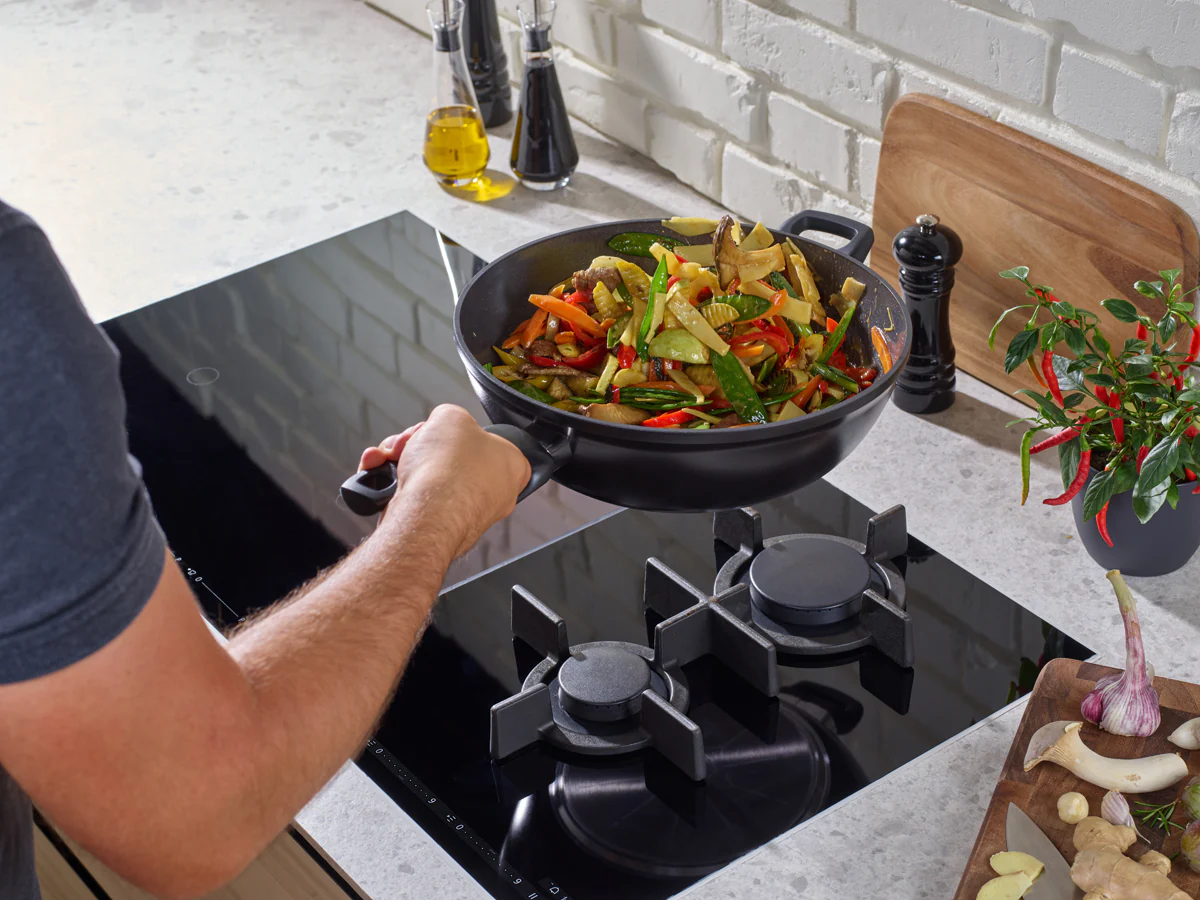 Ceratal® Wok Orbit Black - Image 15