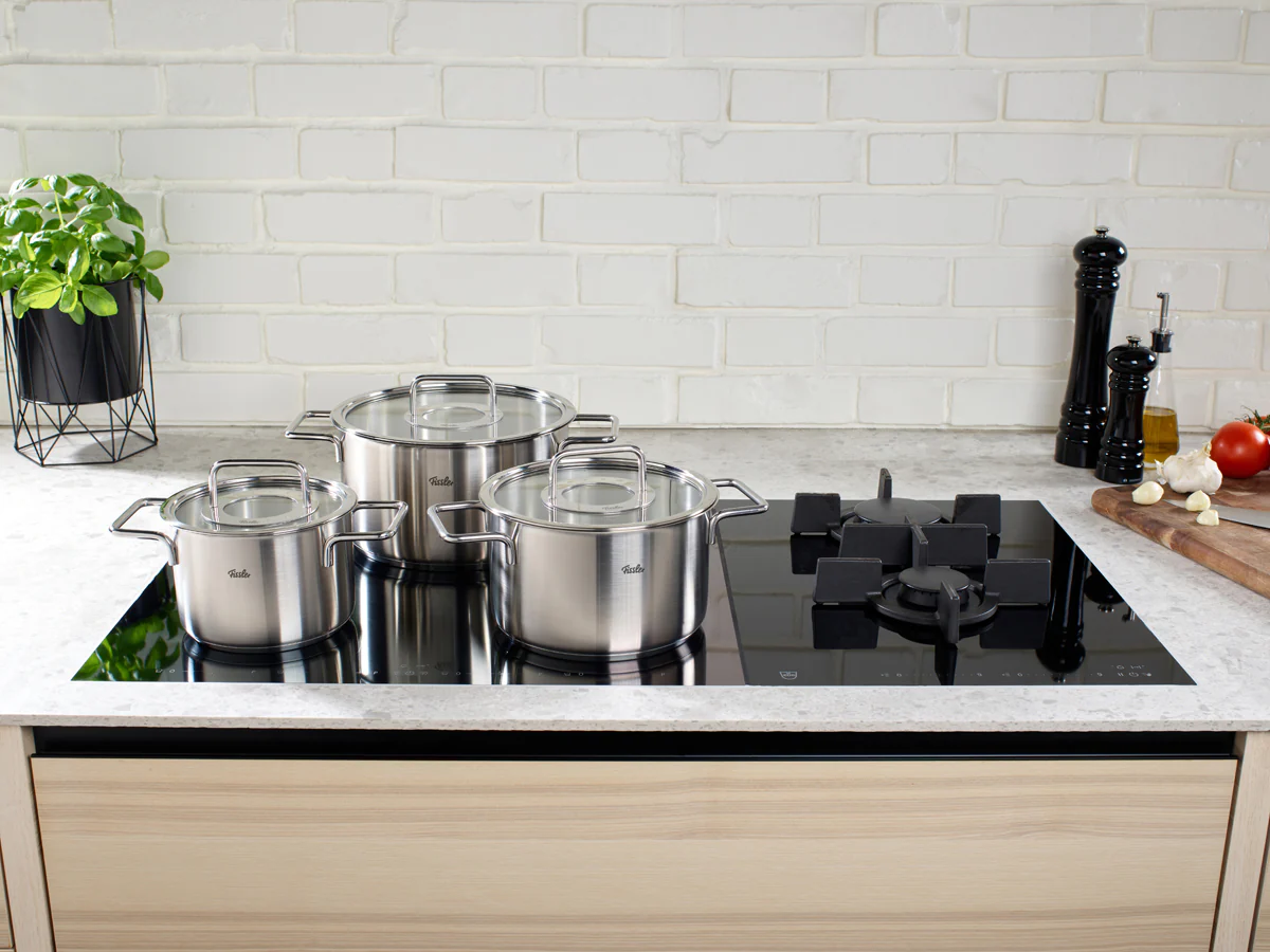 Fissler Pure Collection Casserole with Glass Lid - Image 16