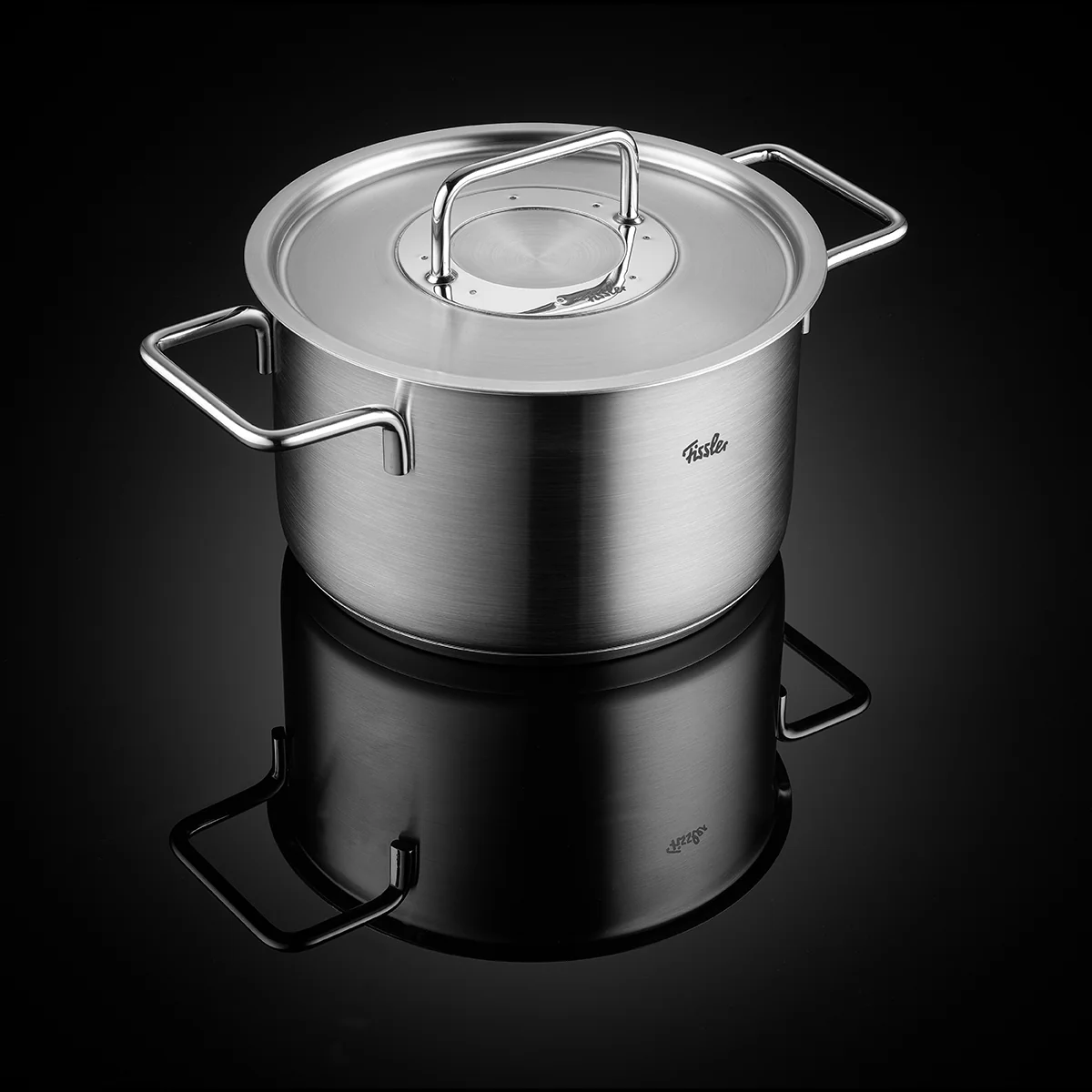 Fissler Pure Collection Stock Pot with Metal Lid - Image 5