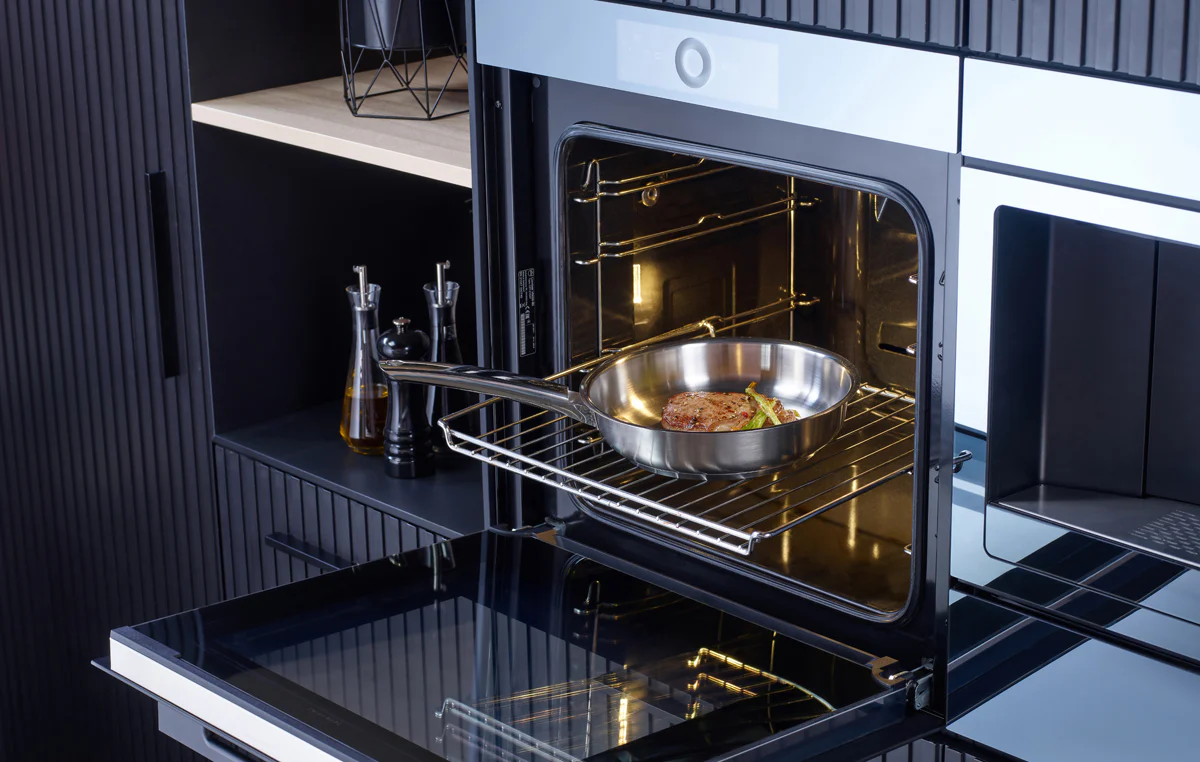 Pure Collection Frying Pan, 8-inch - Image 13