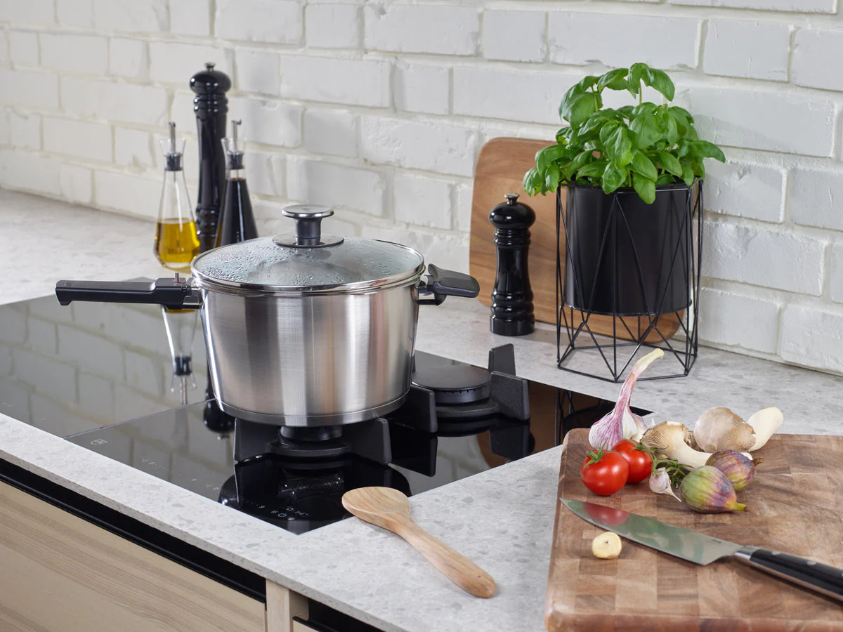 Vitaquick® Premium Pressure Cooker, 10.6 Quart with Steamer Insert and Tripod - Image 5