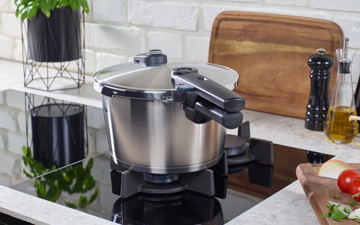 Vitaquick® Premium Pressure Cooker, 6.3 Quart with Steamer Insert and Tripod - Image 7